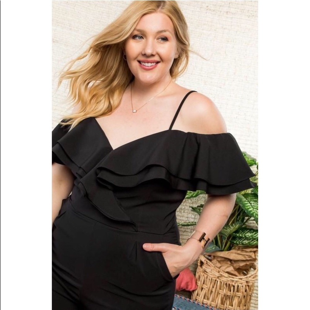 Curvy Off Shoulder Tulip Ruffle Jumpsuit - Picture 4 of 7